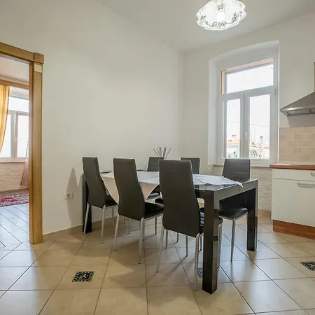 Apartment Piran *
